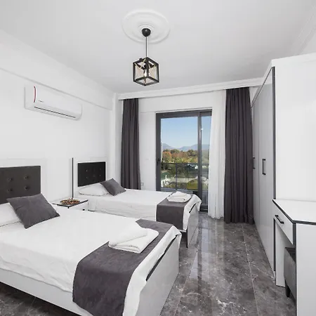Villa Grand Yasar 3 *